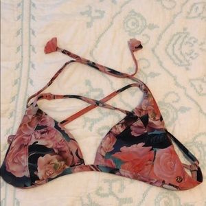 Lululemon bikini top